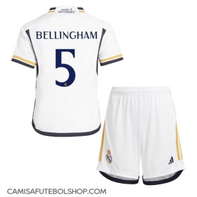 Camisa de time de futebol Real Madrid Jude Bellingham #5 Replicas 1º Equipamento Infantil 2023-24 Manga Curta (+ Calças curtas)